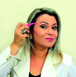 Joice Soares Fisioterapeuta Especialista na área da  Estética e Micropigmentação