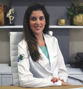 Dra. Bárbara Zilli  Cirurgiã Plástica, Estética e Reconstrutora CRM SP 129478 RQE 39561